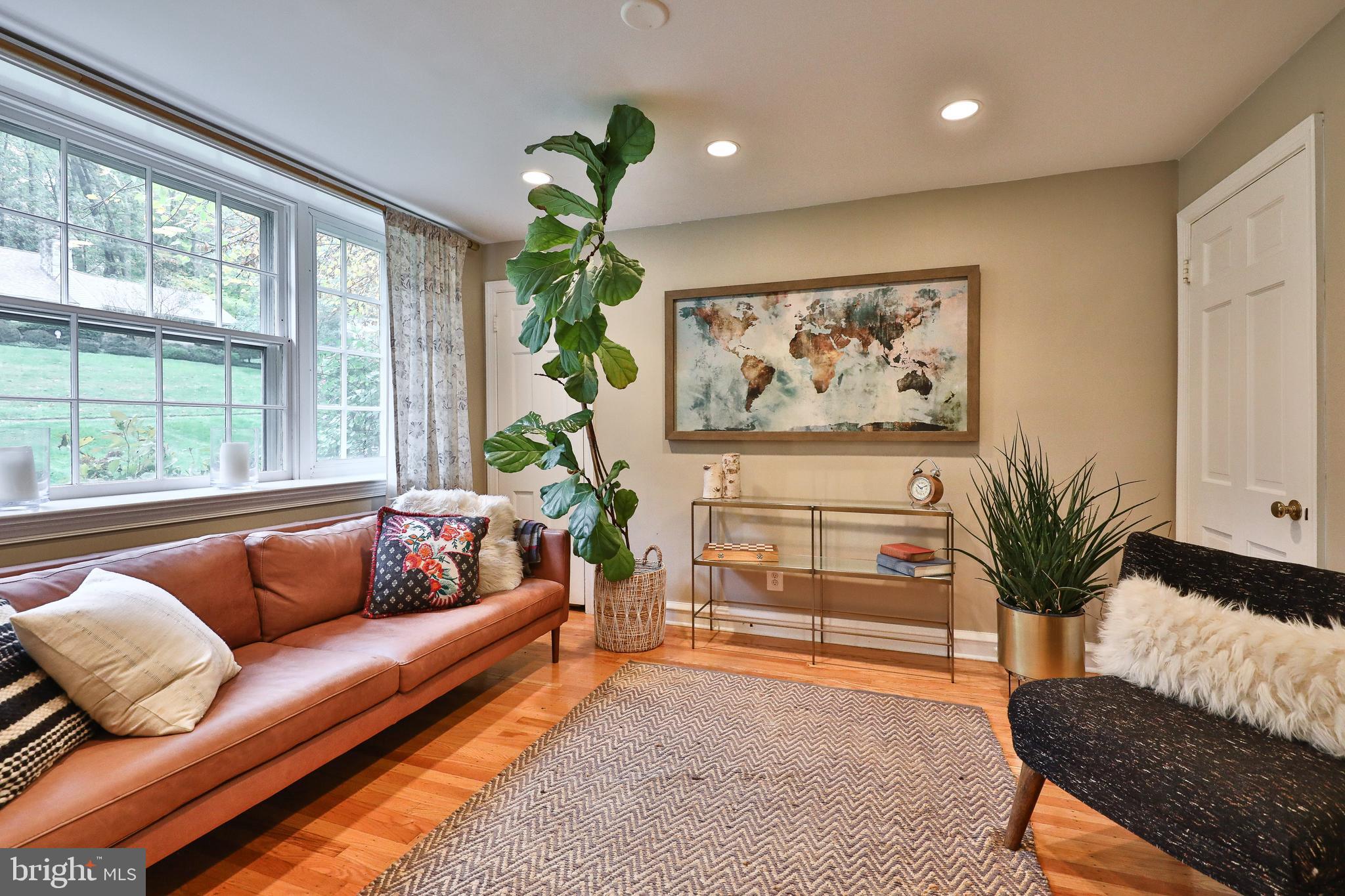 516 Bridle Road Glenside, PA 19038 - Photo 4 of 55 Den