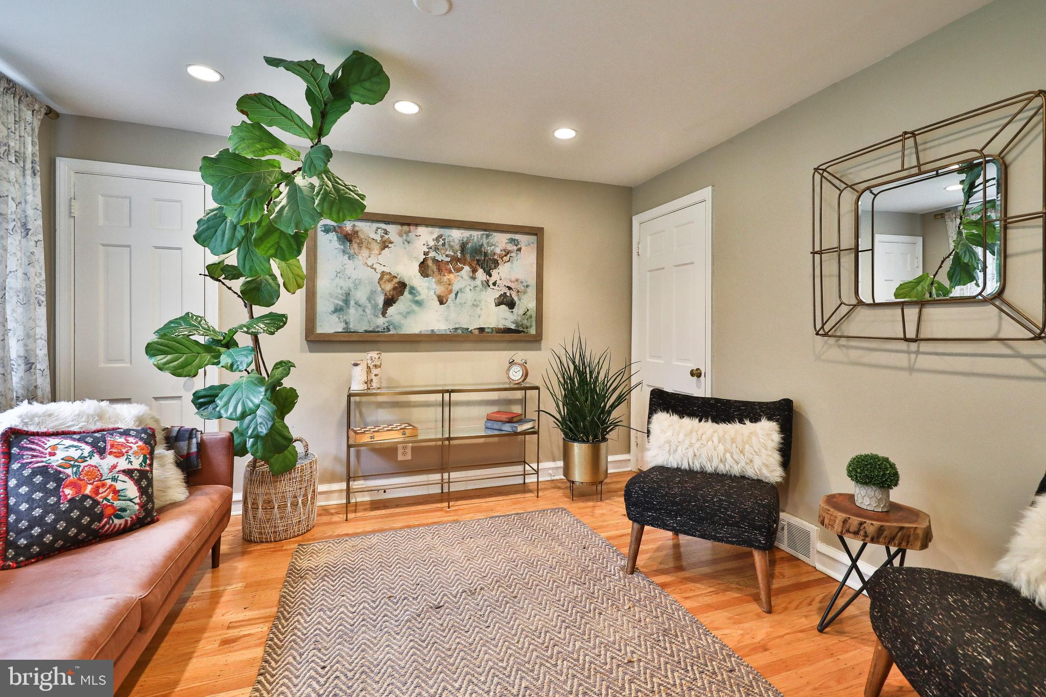 516 Bridle Road Glenside, PA 19038 - Photo 5 of 55 Den