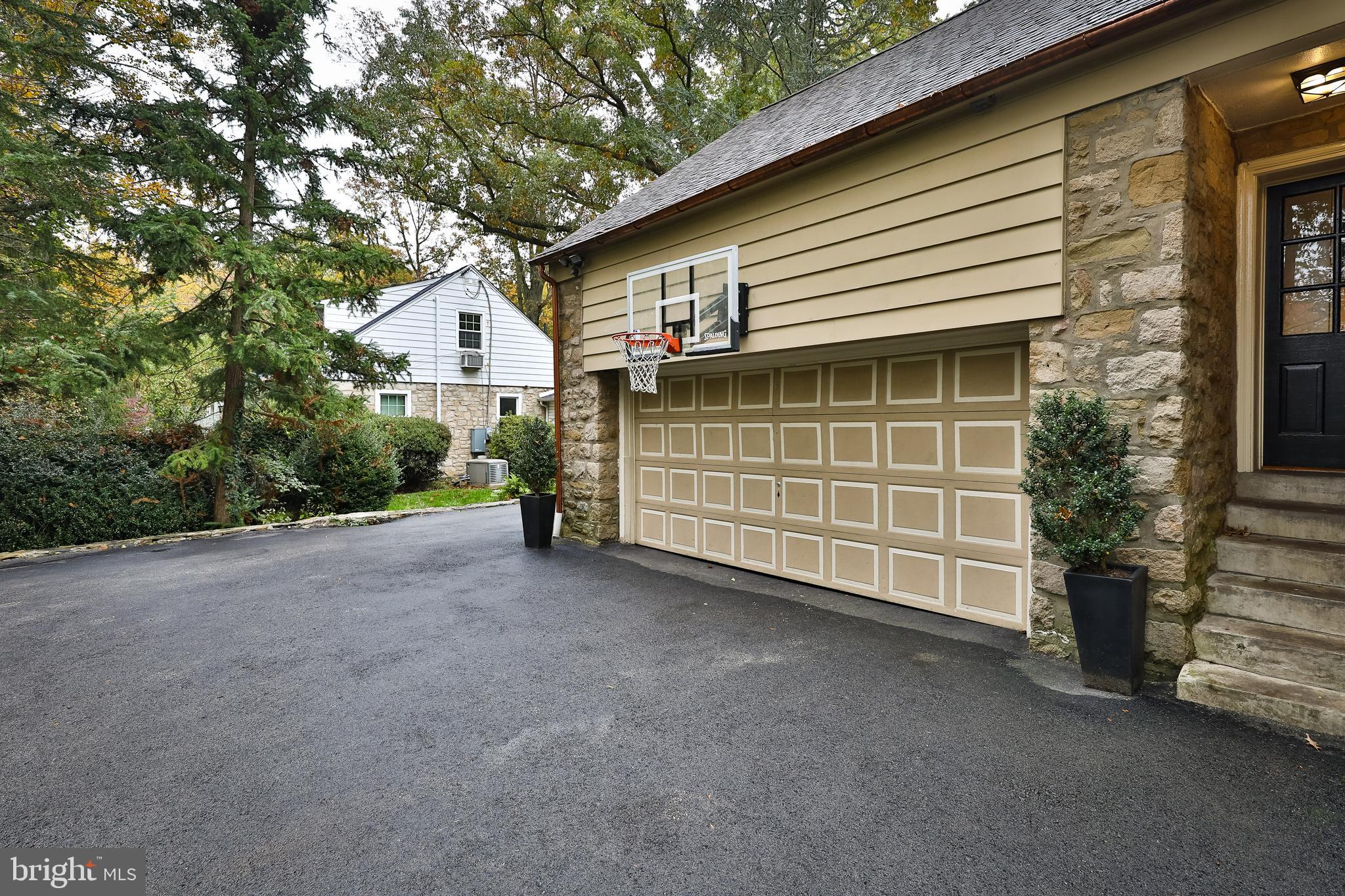 516 Bridle Road Glenside, PA 19038 - Photo 48 of 55 Garage