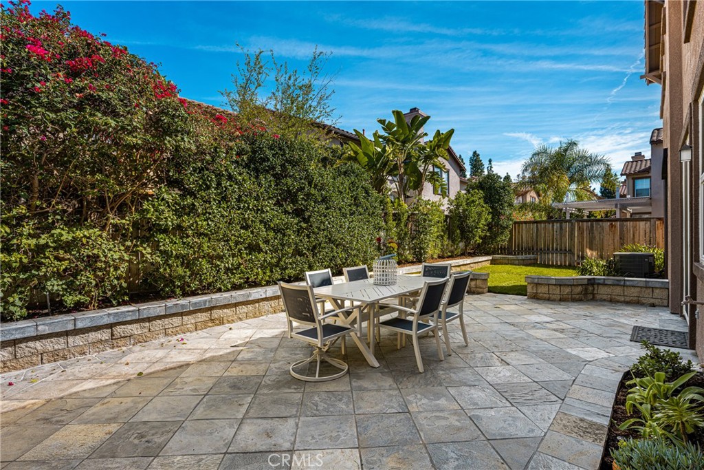 2981 Humeston Avenue Tustin, CA 92782 - Photo 26 of 52 Landscaped yard with citrus trees