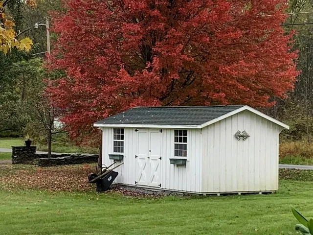 $998,000 | 32 Shore Drive, Tunkhannock, PA 18657