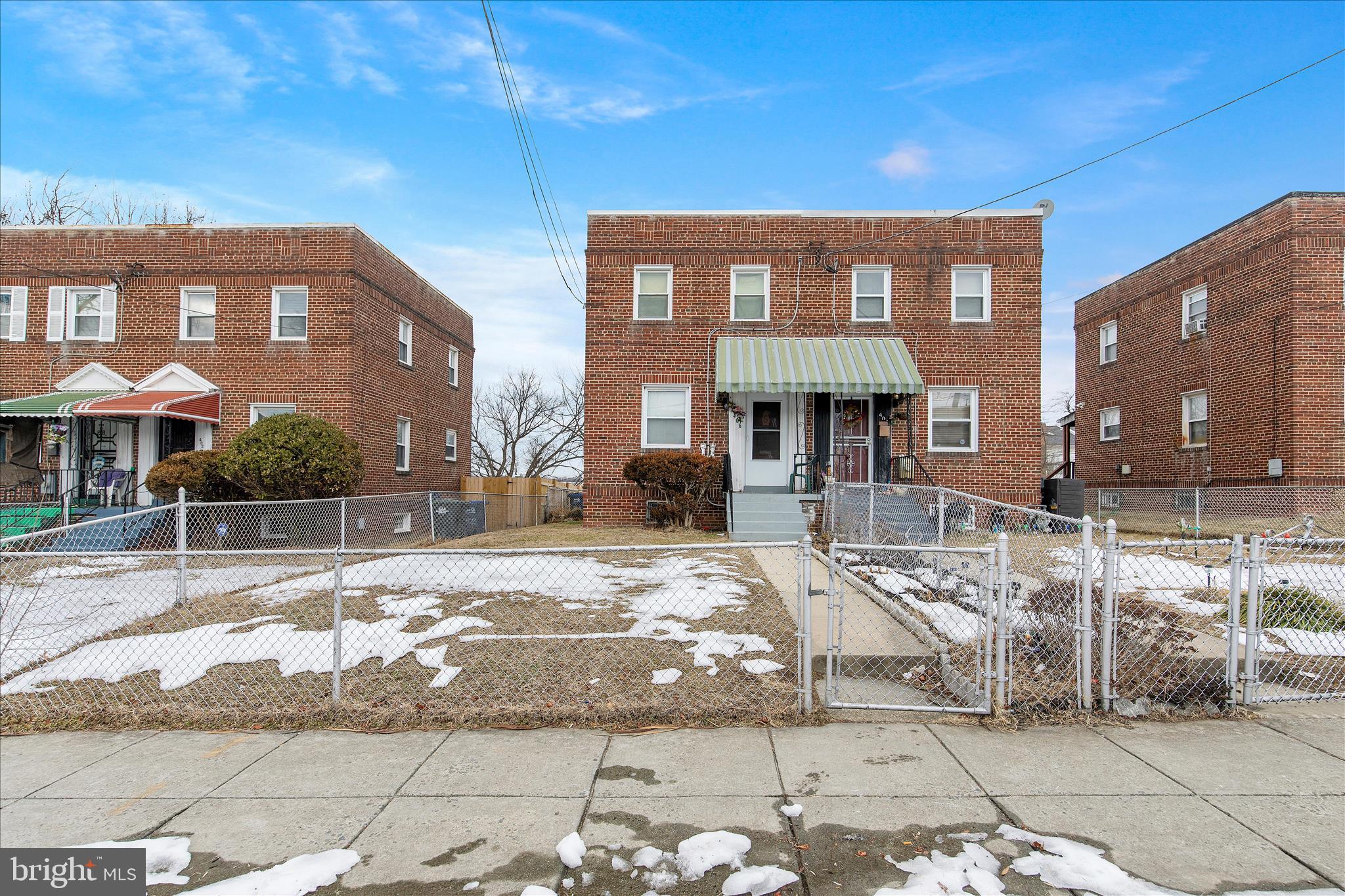 406 Brandywine Street Southeast Washington, DC 20032 - Photo 2 of 37