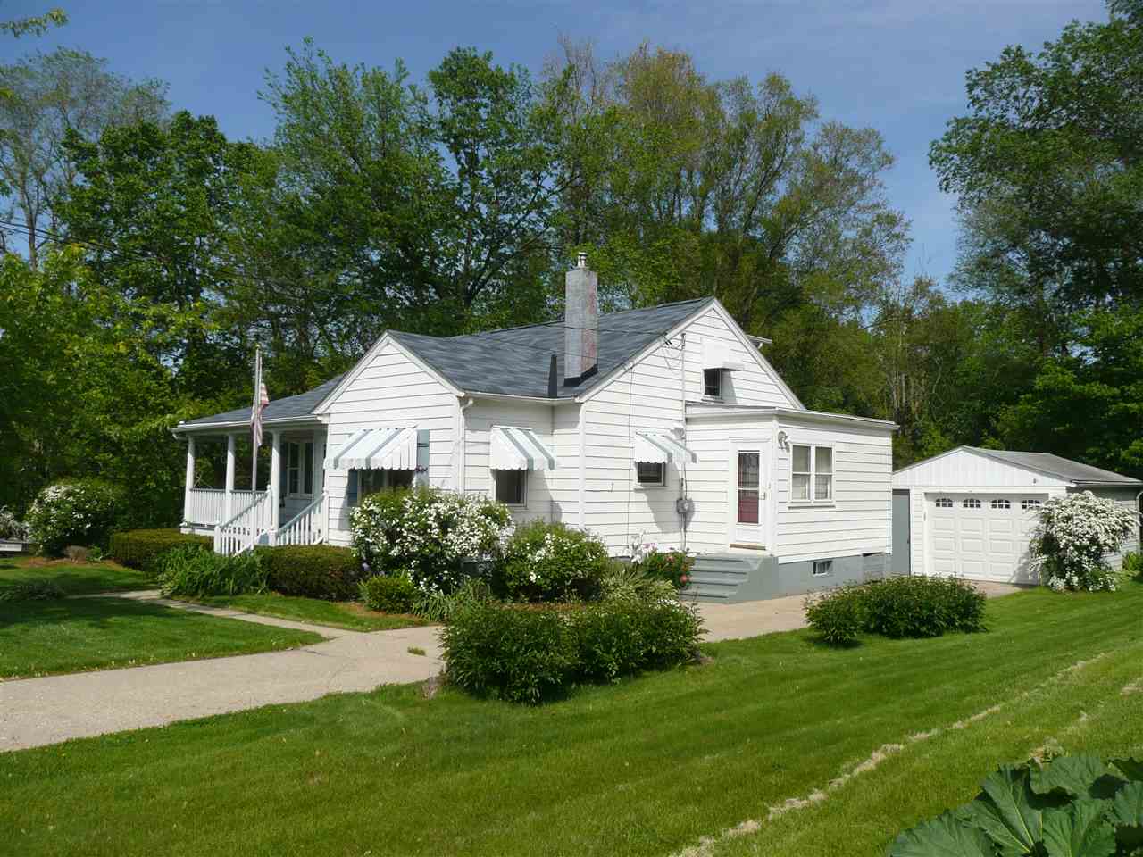 535 South Bluff Road South Beloit, IL 61080 - Photo 2 of 25 Gallery Image 2