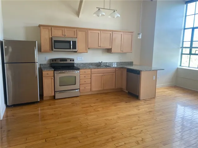 $1,650 | 20 Newman Avenue, Unit 33410, Rumford, RI 02916