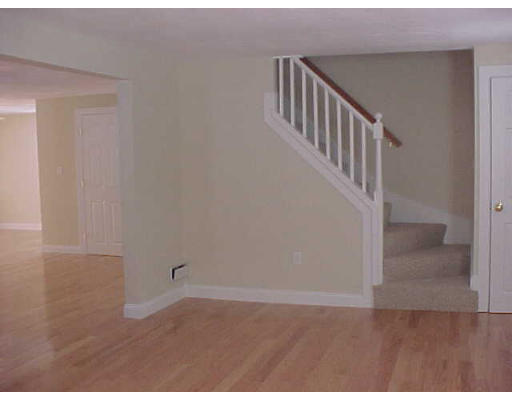 30 Lawrence Road Reading, MA 01867 - Photo 8 of 13 Gallery Image 8