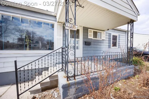 $164,000 | 17150 Matthews Street, Riverview, MI 48193