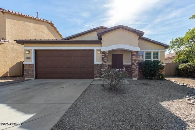 $2,125 | 7007 West Carson Road, Laveen, AZ 85339
