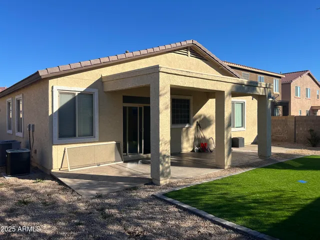 $2,125 | 7007 West Carson Road, Laveen, AZ 85339