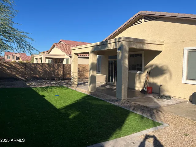 $2,125 | 7007 West Carson Road, Laveen, AZ 85339