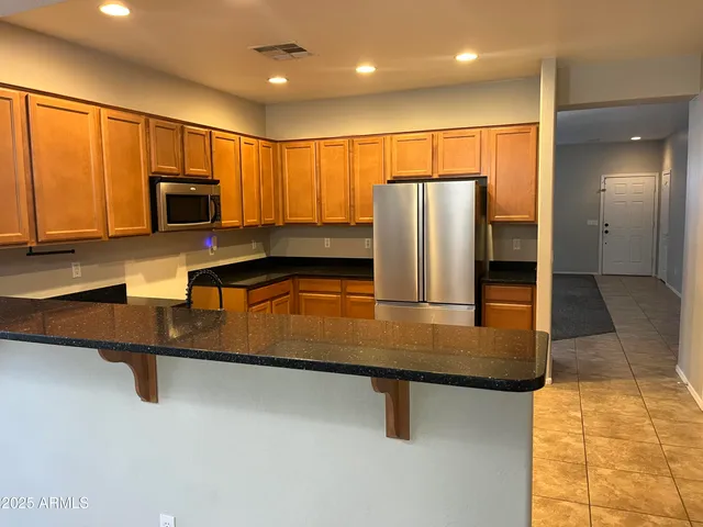 $2,125 | 7007 West Carson Road, Laveen, AZ 85339