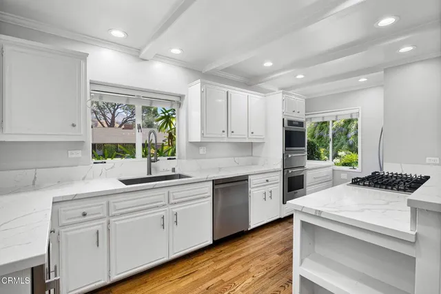 $1,899,000 | 1915 Canyon Close Road, Pasadena, CA 91107