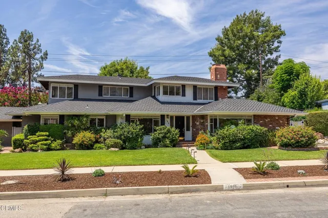 $1,899,000 | 1915 Canyon Close Road, Pasadena, CA 91107