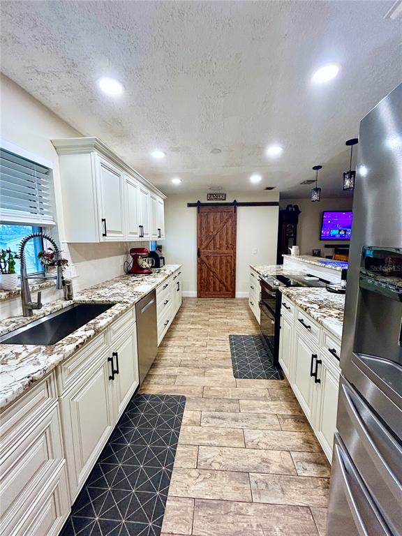 506 Little Wekiva Road Altamonte Springs, FL 32714 - Photo 6 of 50 Gallery Image 6