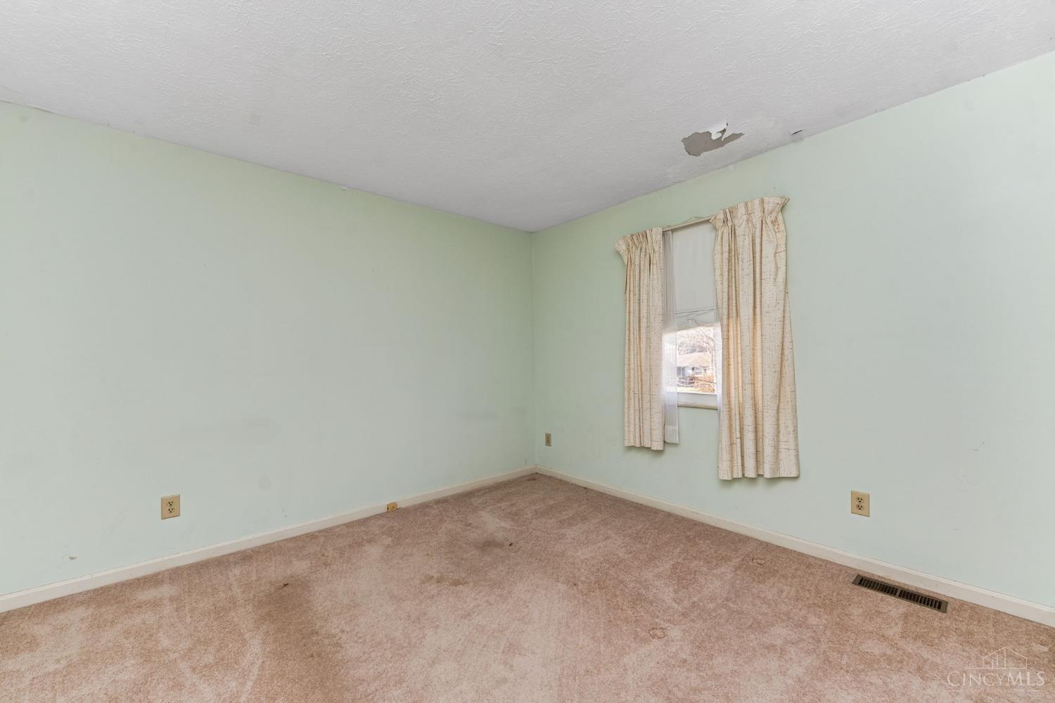 5885 Wade Road Milford, OH 45150 - Photo 20 of 32 Gallery Image 20