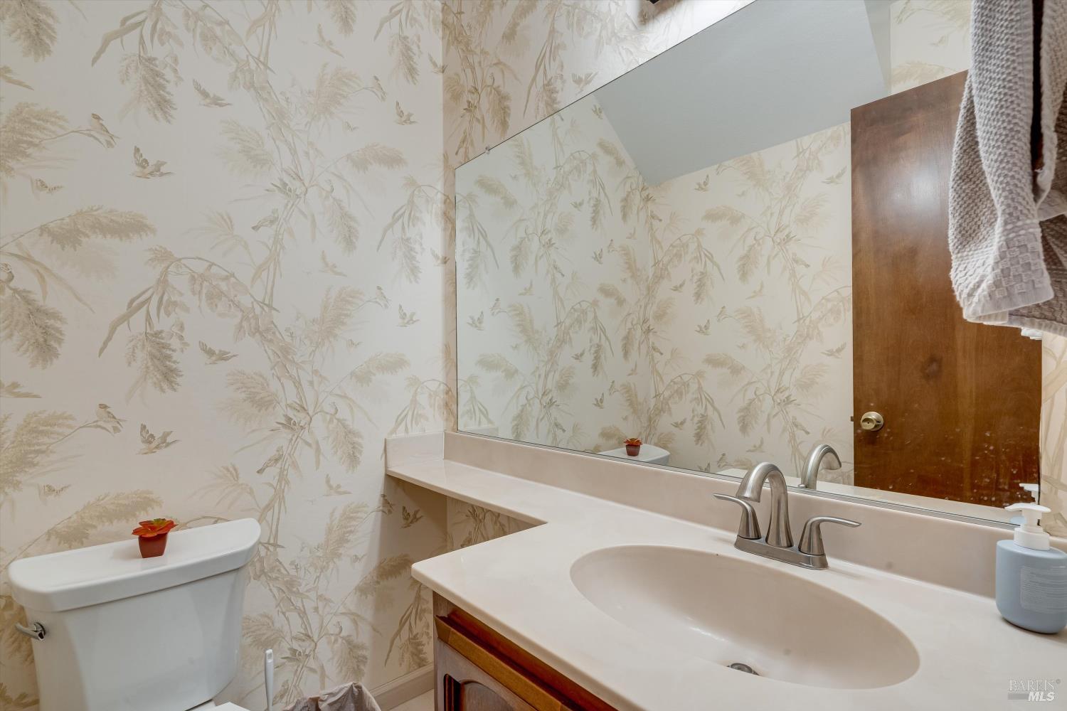 1506 Townview Avenue Santa Rosa, CA 95405 - Photo 27 of 47