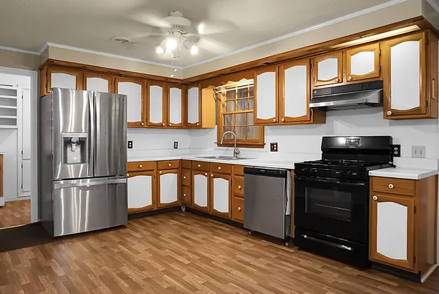 $1,000,000 | 1763 Kingstree Highway, Manning, SC 29102