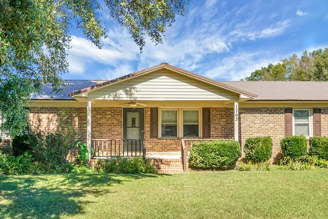 $1,000,000 | 1763 Kingstree Highway, Manning, SC 29102