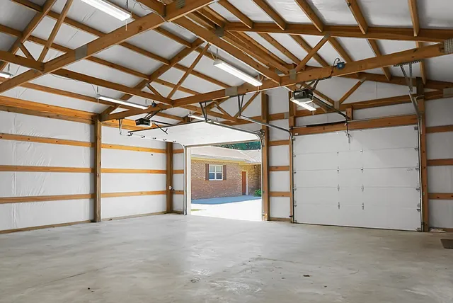 $1,000,000 | 1763 Kingstree Highway, Manning, SC 29102