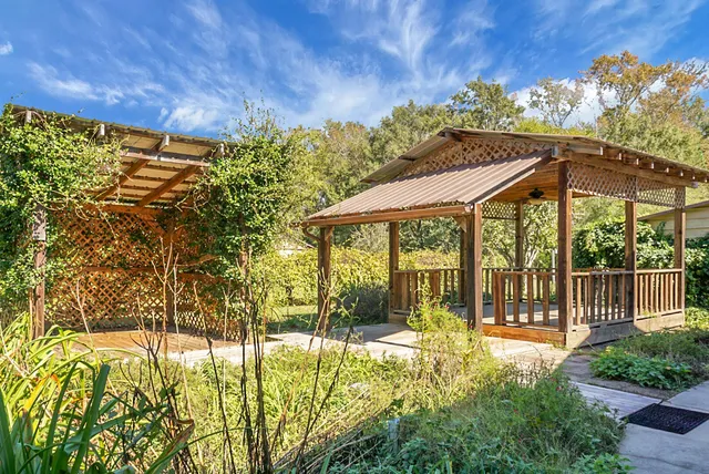 $1,000,000 | 1763 Kingstree Highway, Manning, SC 29102