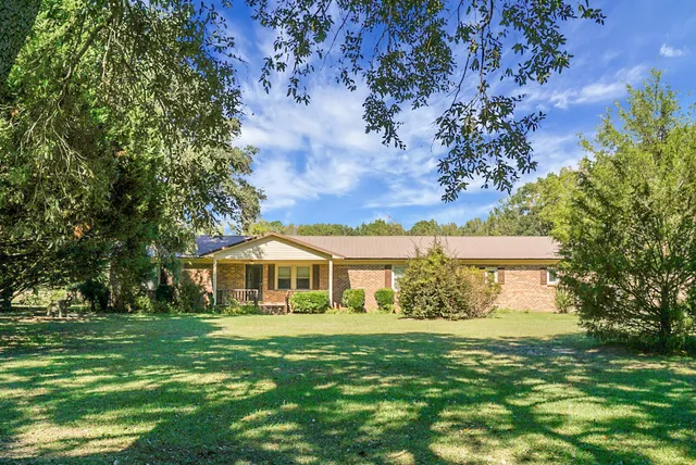 $1,000,000 | 1763 Kingstree Highway, Manning, SC 29102