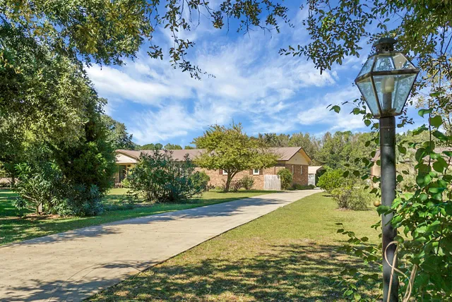 $1,000,000 | 1763 Kingstree Highway, Manning, SC 29102