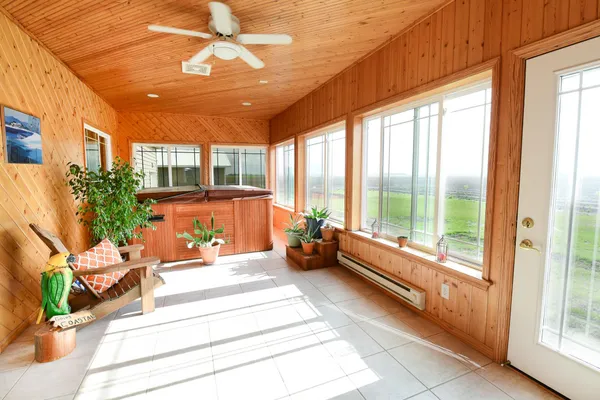 $879,900 | 13755 130th Street South, Barnesville, MN 56514