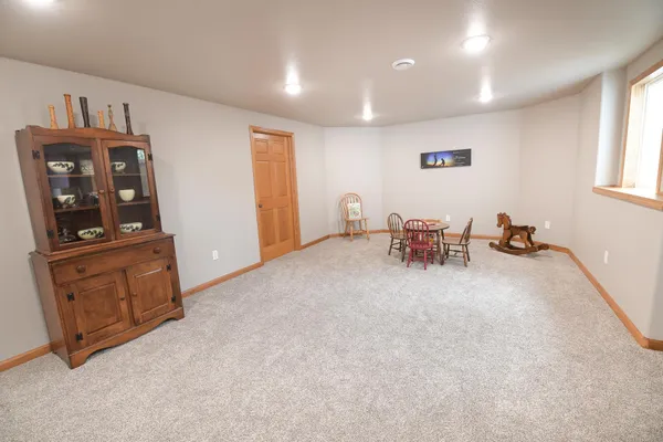 $879,900 | 13755 130th Street South, Barnesville, MN 56514