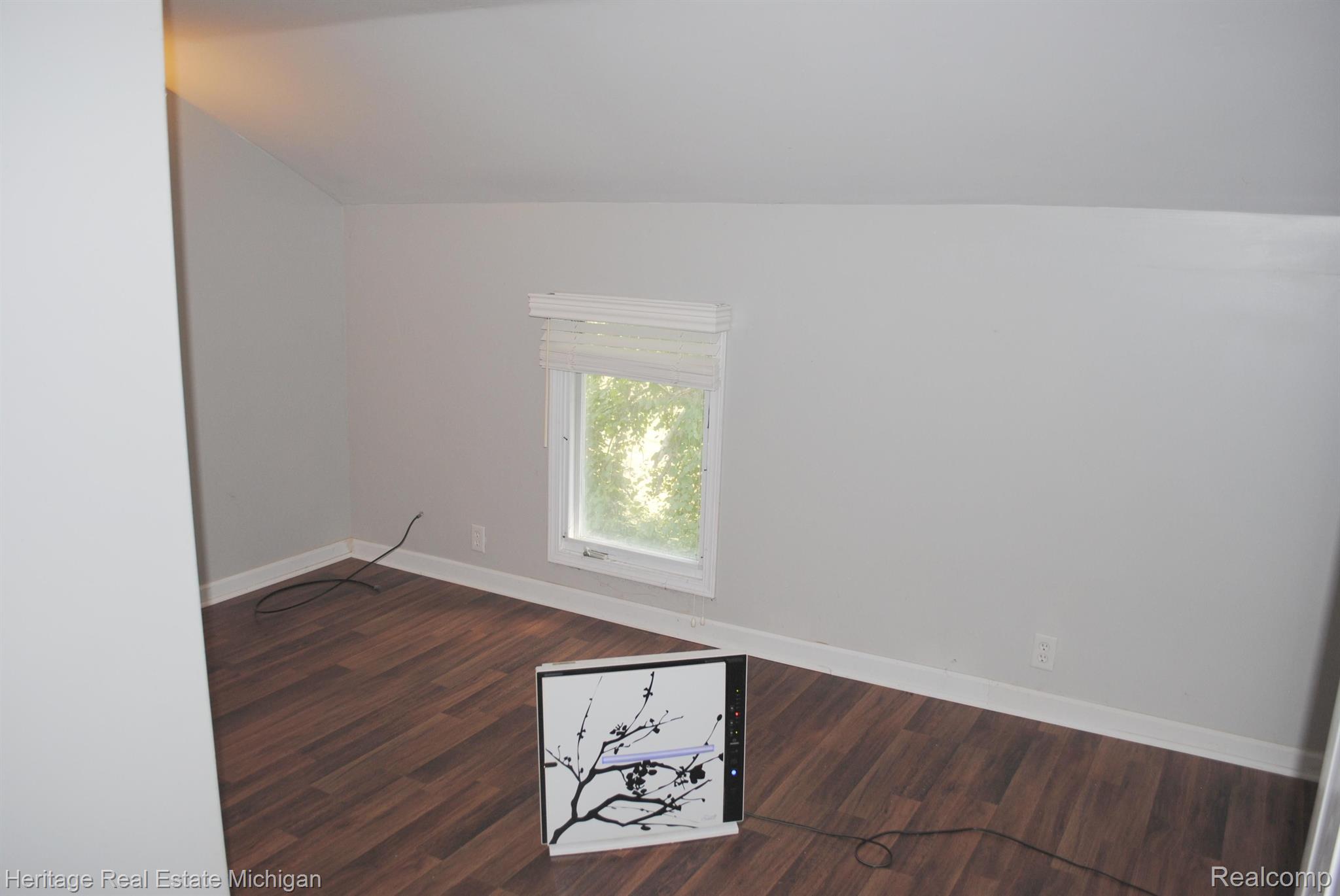 5004 Carroll Lk Road Commerce Township, MI 48382 - Photo 18 of 24 2nd Level bedroom