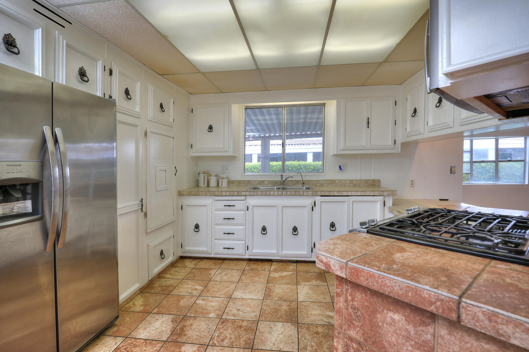 340 Old Mill Road, Unit 222 Santa Barbara, CA 93110 - Photo 6 of 19 Kitchen #2