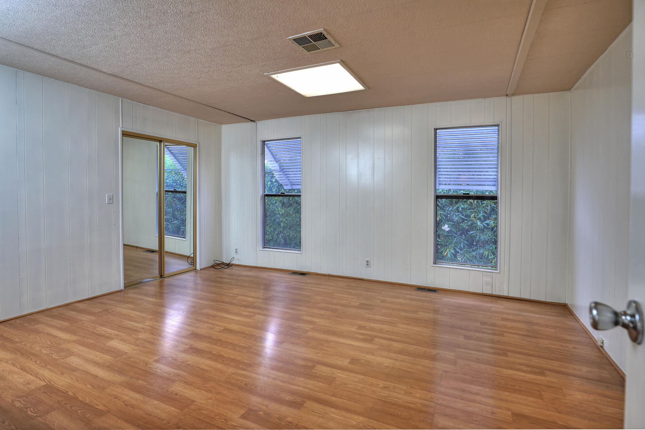 340 Old Mill Road, Unit 222 Santa Barbara, CA 93110 - Photo 10 of 19 Master bedroom with walk-in closet