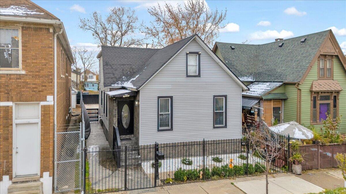 4747 Brandon Street Detroit, MI 48209 - Photo 3 of 42 03-4747 Brandon St-3