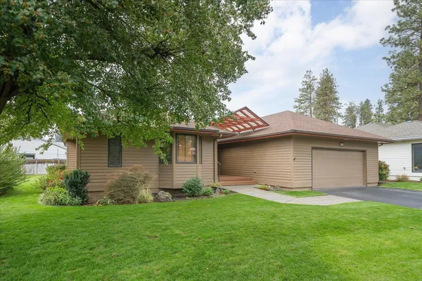$639,900 | 704 East High Drive, Spokane, WA 99203
