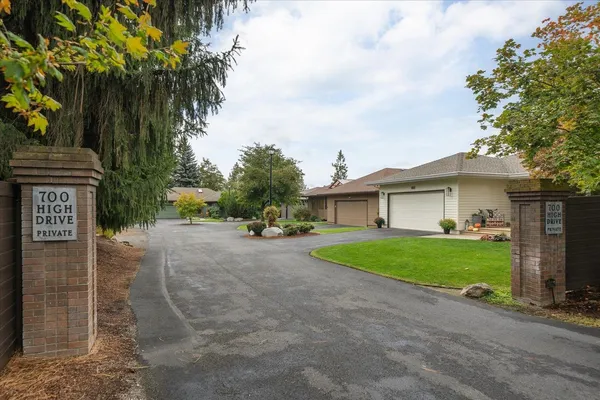 $639,900 | 704 East High Drive, Spokane, WA 99203