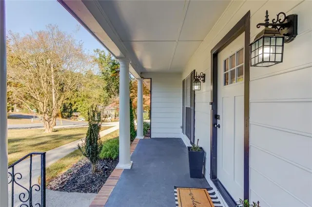 a view of a entryway