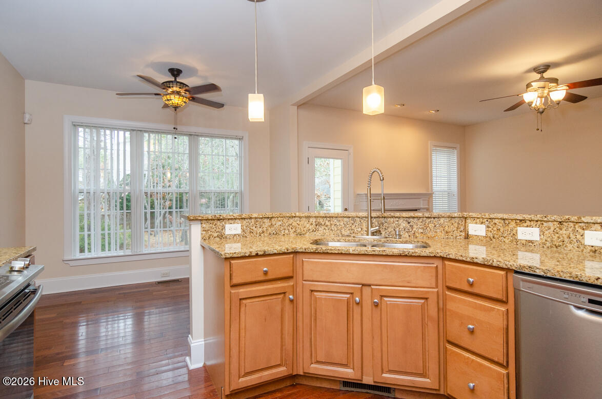 417 Okeechobee Road Wilmington, NC 28412 - Photo 11 of 34 417 Okeechobee (1)