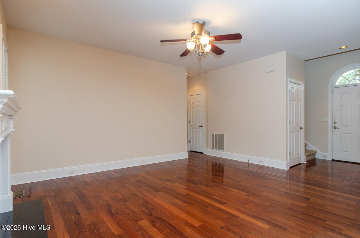 417 Okeechobee Road Wilmington, NC 28412 - Photo 5 of 34 417 Okeechobee (6)