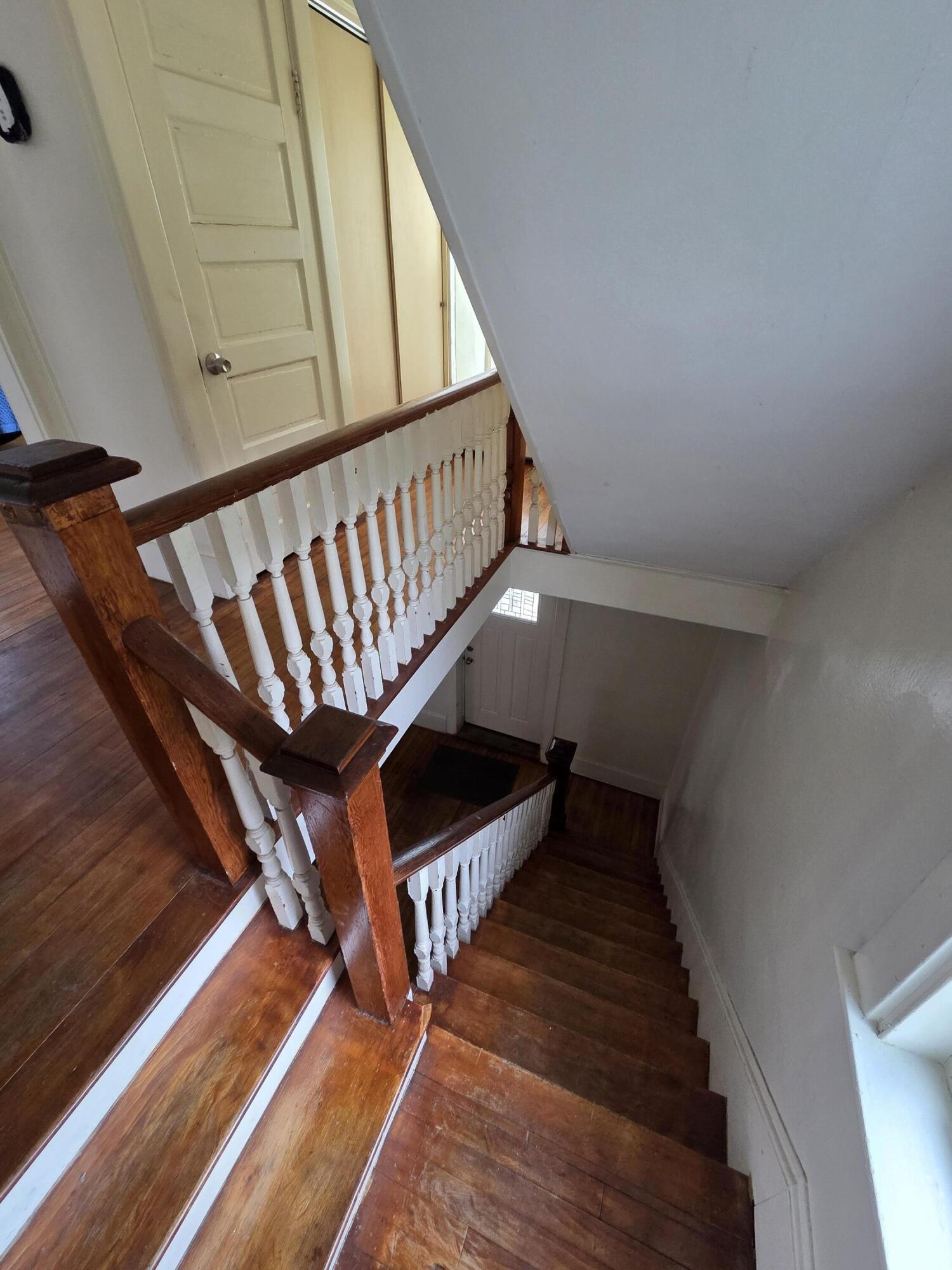 29 Princeton Street Bangor, ME 04401 - Photo 32 of 50 20260508_112131
