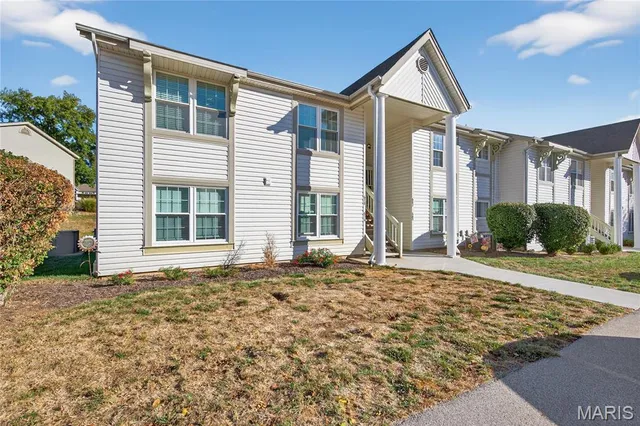 $125,000 | 682 Sugar Trail Court, Unit 6, St. Peters, MO 63376