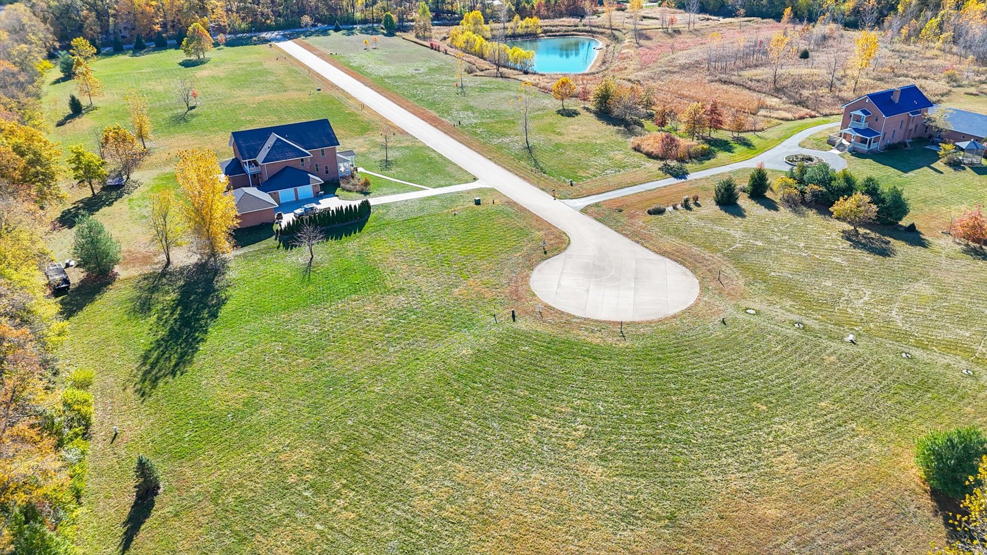 3002 Brickhouses Road Urbana, IL 61802 - Photo 7 of 19 a swimming pool with some tall trees
