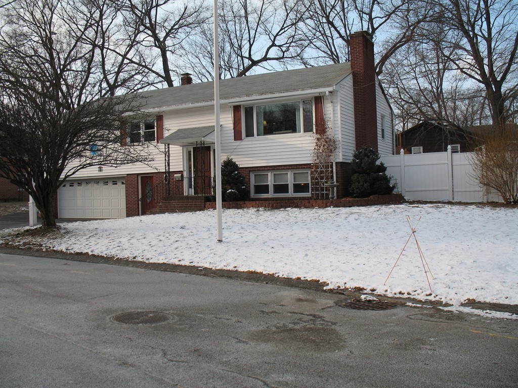 15 Pilgrim Road Lawrence, MA 01843 - Photo 28 of 30 Gallery Image 28