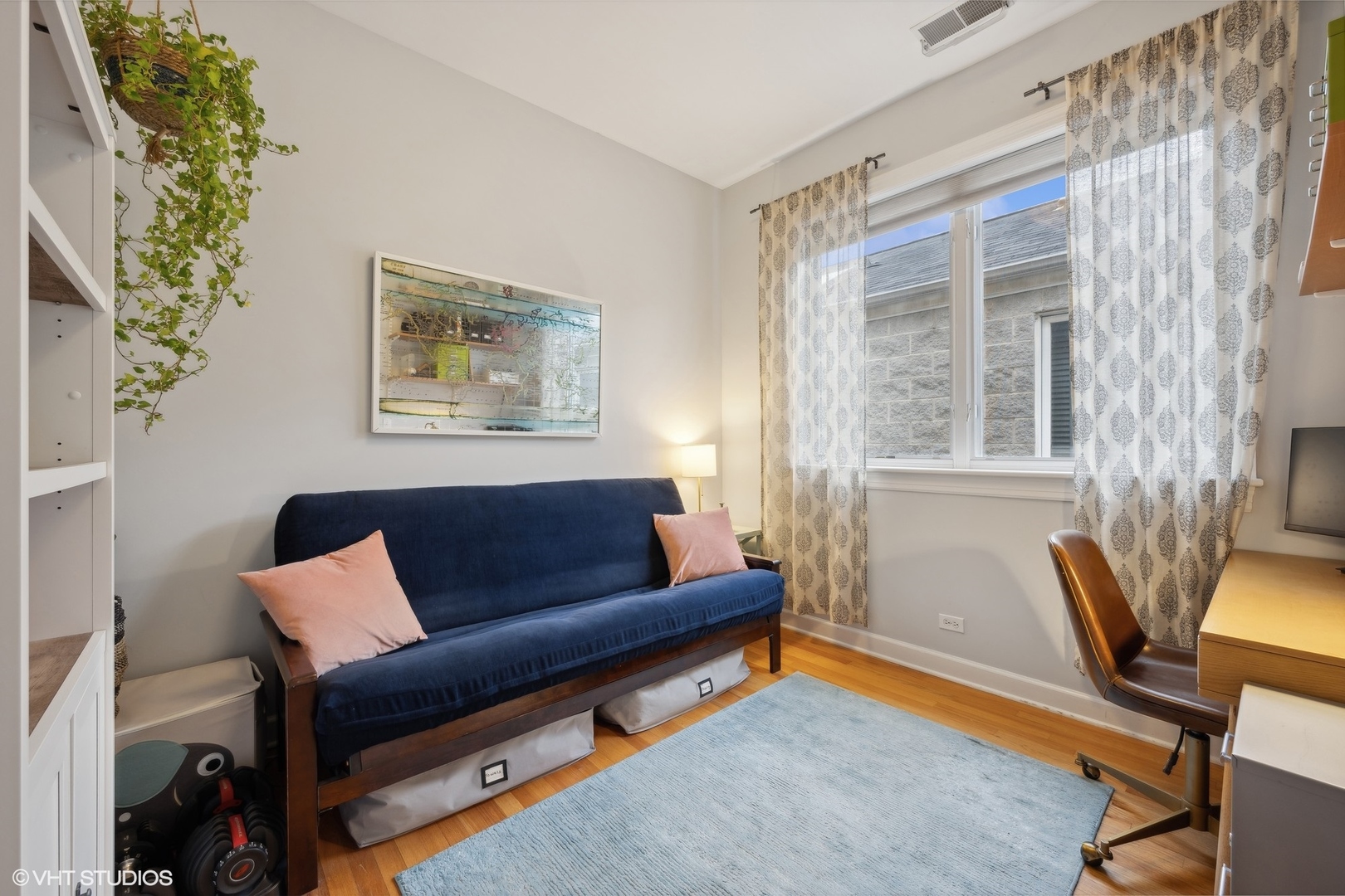 3035 North Racine Avenue, Unit 3 Chicago, IL 60657 - Photo 12 of 17 Gallery Image 12