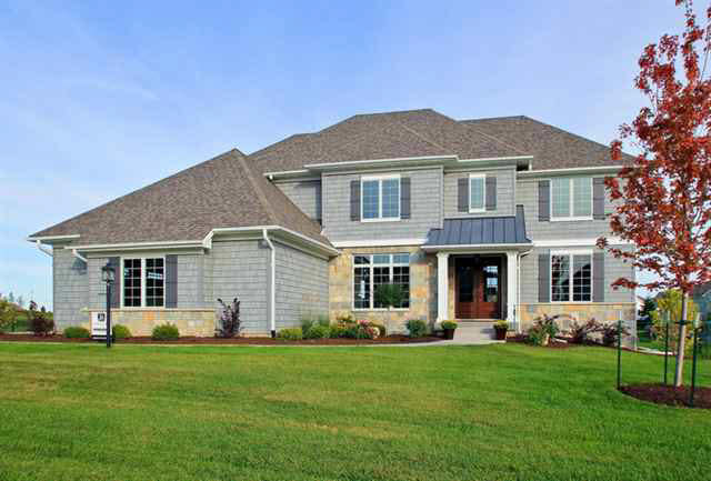 3317 Westminster Road Bettendorf, IA 52722 - Photo 1 of 22 Gallery Image 1