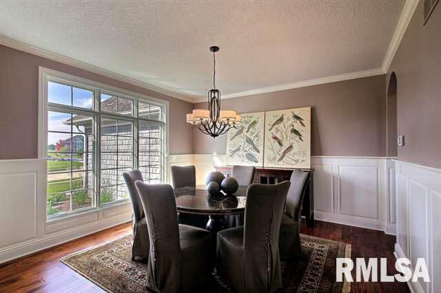 3317 Westminster Road Bettendorf, IA 52722 - Photo 11 of 22 Gallery Image 11