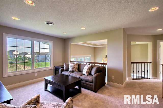 3317 Westminster Road Bettendorf, IA 52722 - Photo 14 of 22 Gallery Image 14