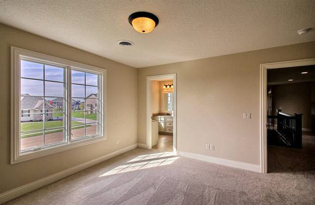 3317 Westminster Road Bettendorf, IA 52722 - Photo 20 of 22 Gallery Image 20