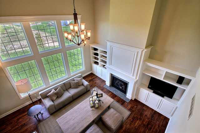 3317 Westminster Road Bettendorf, IA 52722 - Photo 4 of 22 Gallery Image 4