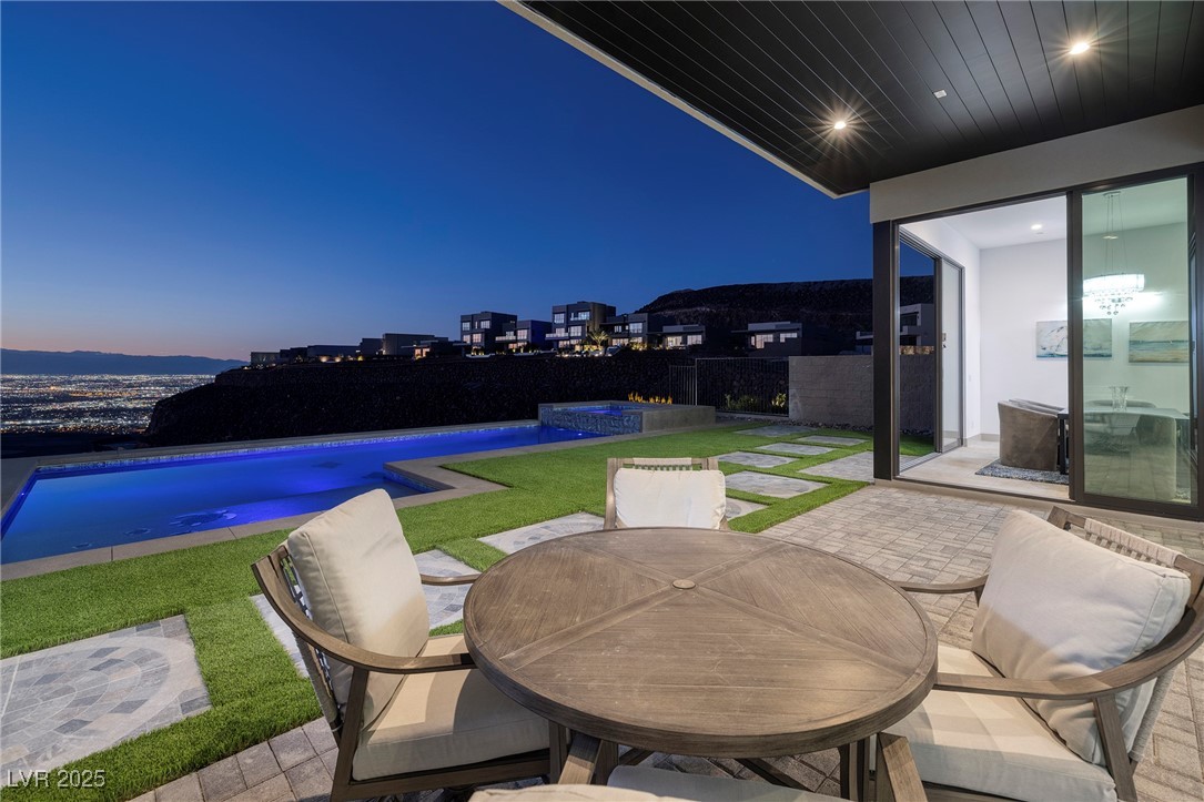 601 Overlook Rim Drive Henderson, NV 89012 - Photo 27 of 34