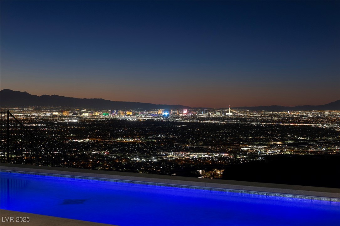 601 Overlook Rim Drive Henderson, NV 89012 - Photo 31 of 34