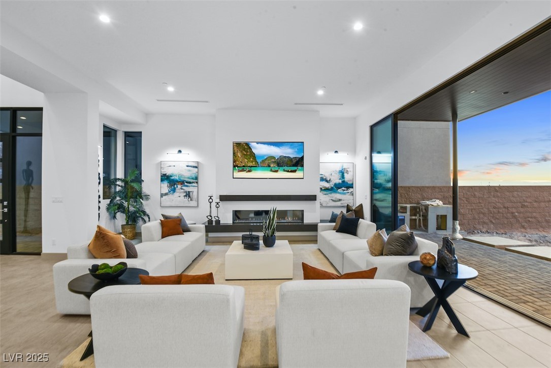 601 Overlook Rim Drive Henderson, NV 89012 - Photo 6 of 34