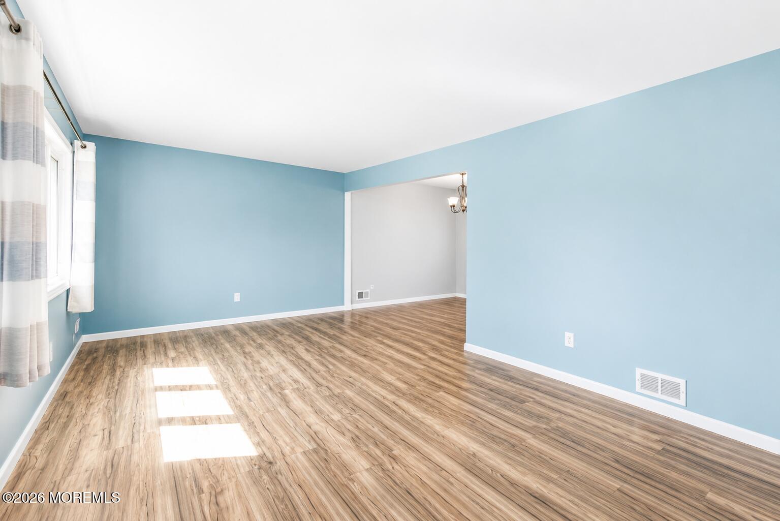 182 Mast Road Brick, NJ 08723 - Photo 8 of 26 LR 3